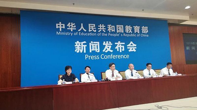 当用户在学习过程中遇到问题时，可以通过以下途径进行反馈：